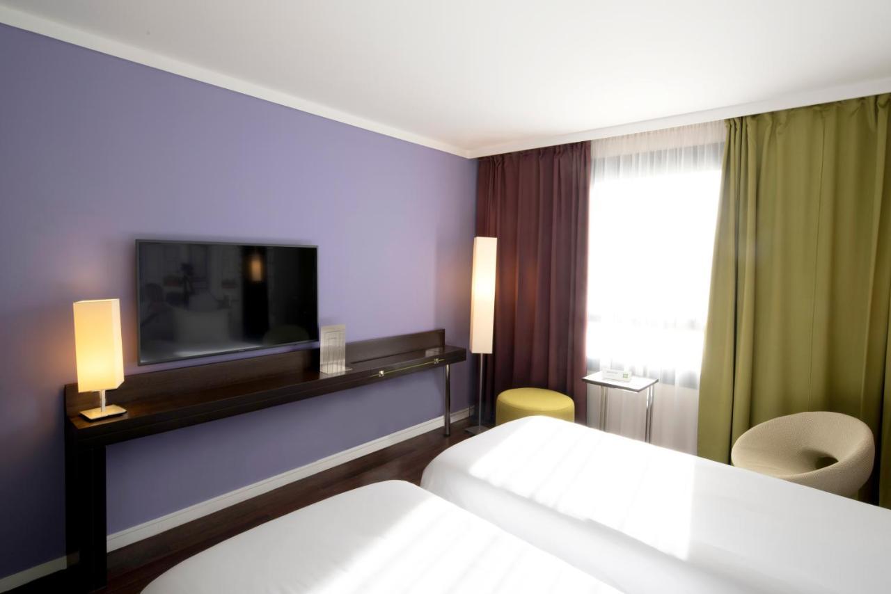 Ibis Styles Evry Courcouronnes Hotel And Events Exteriör bild