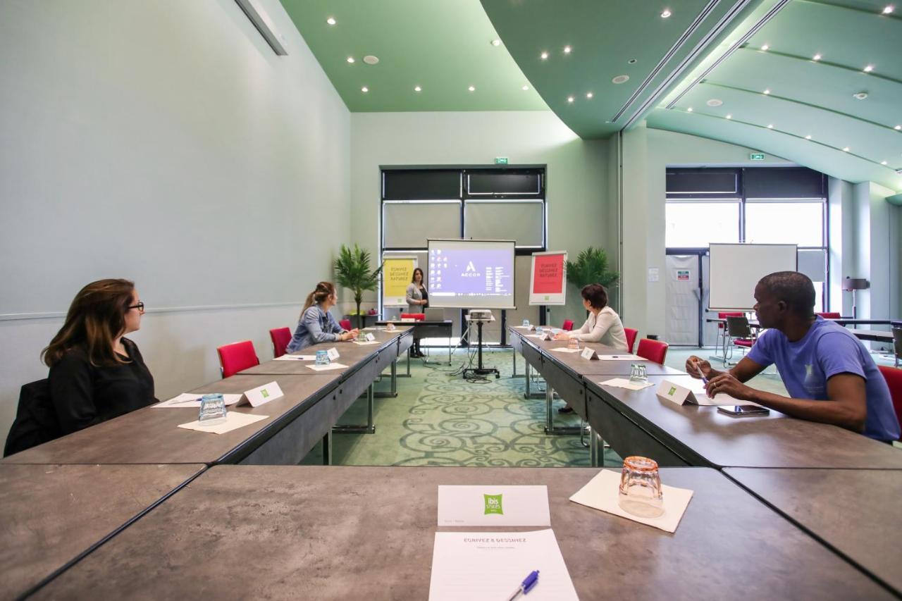 Ibis Styles Evry Courcouronnes Hotel And Events Exteriör bild