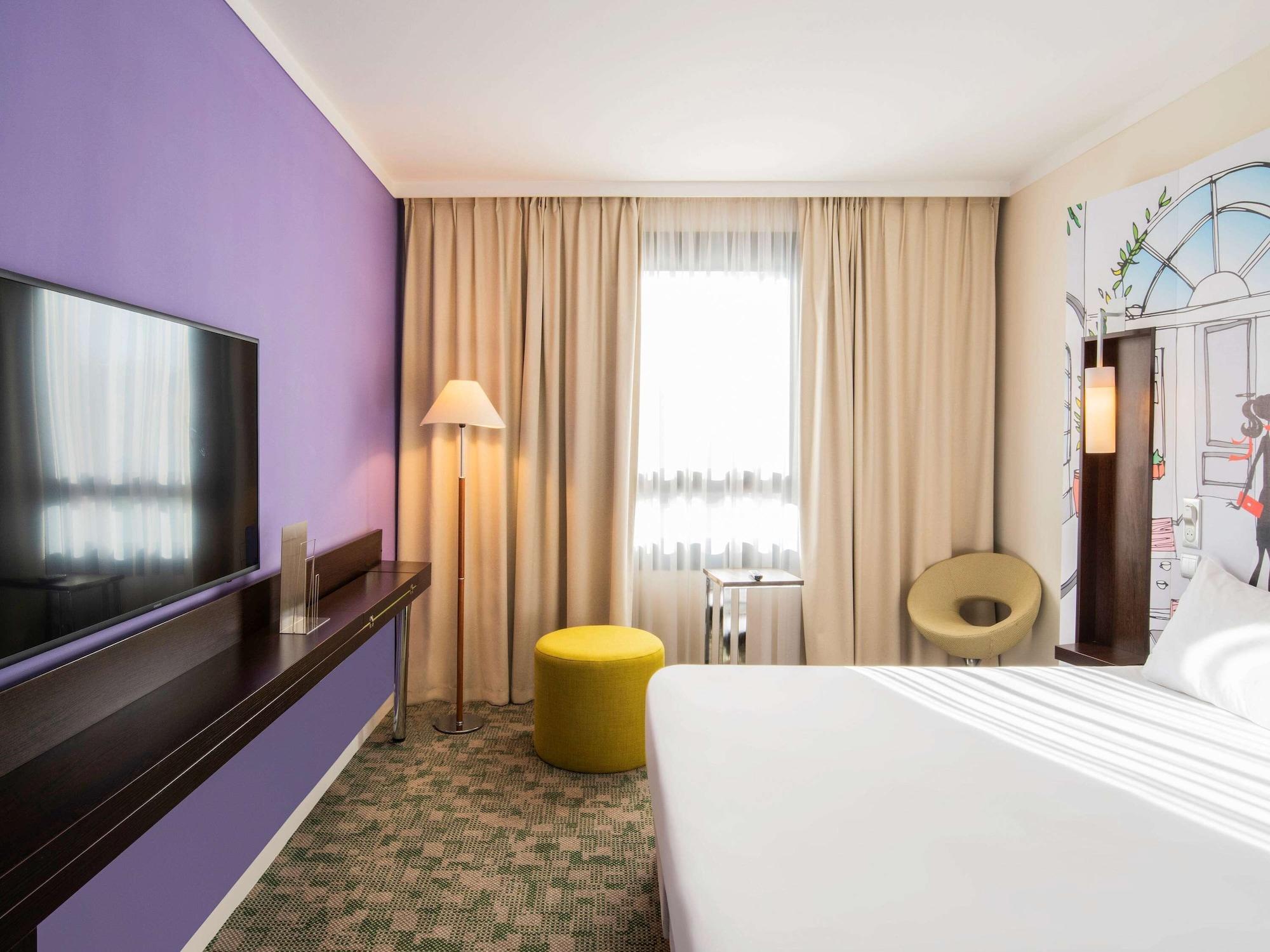Ibis Styles Evry Courcouronnes Hotel And Events Exteriör bild